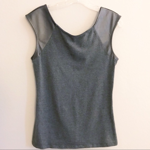 Express Tops - 🎉EXPRESS TANK TOP🎉
